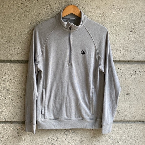 ⛳️🏌️ Levelwear Golf 1/4 Zip - Picture 1 of 6